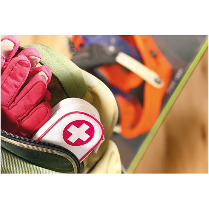 MP2506130-kit-de-primeros-auxilios-rojo-2.jpg