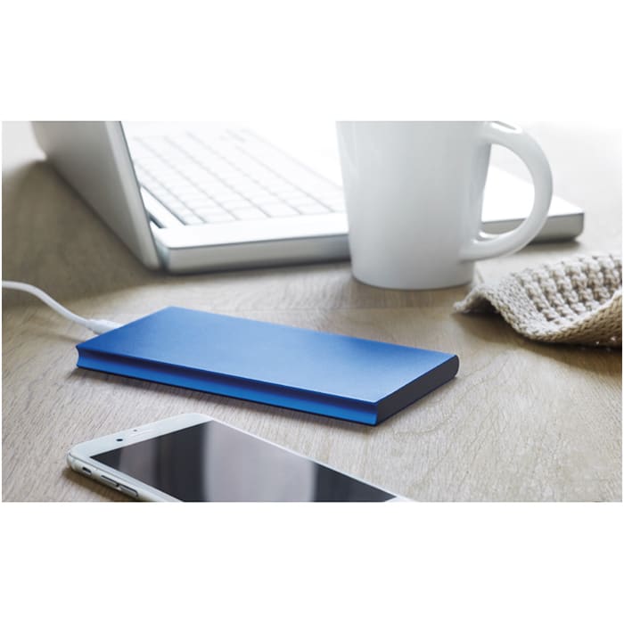 MP2522460-power-bank-de-8000-mah-azul-royal-2.jpg