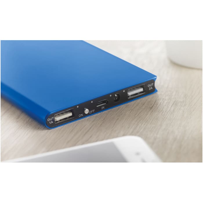 MP2522460-power-bank-de-8000-mah-azul-royal-3.jpg