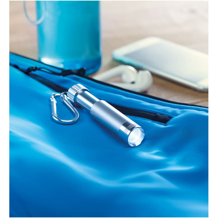 MP2535170-llavero-aluminio-abs-con-led-azul-2.jpg