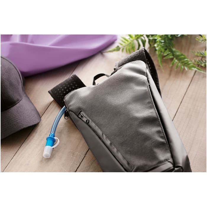 MP2539550-mochila-de-agua-de-2-litros-gris-3.jpg