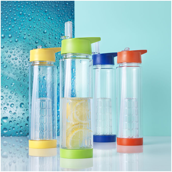 MP2622520-botella-de-tritan-de-740-ml-con-infusortutti-frutti--transparente-azul-3.jpg