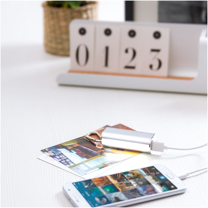 MP2849000-power-bank-plateado-3.jpg