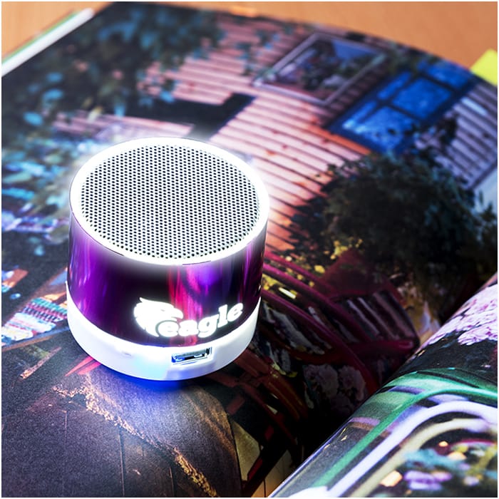 MP2875980-altavoz-fucsia-2.jpg