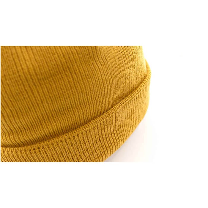 MP2901050-gorro-amarillo-4.jpg
