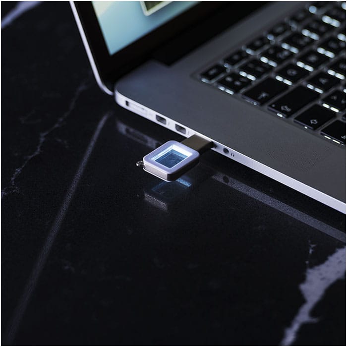 MP2917030-memoria-usb-blanco-3.jpg