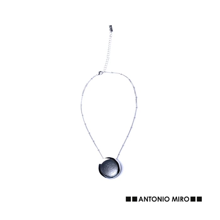 MP2933500-collar--1.jpg