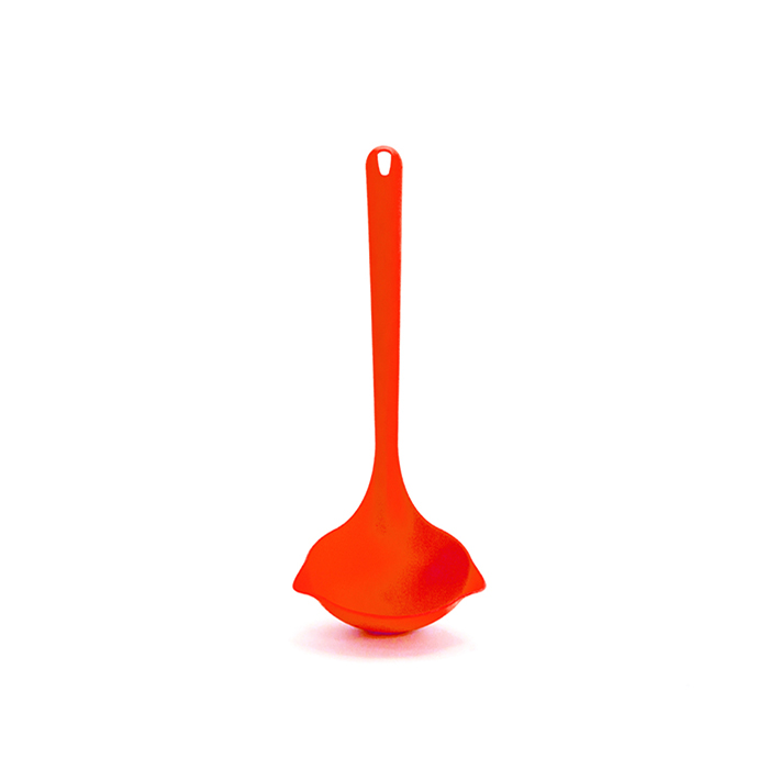 MP2781020-cazo-cocina-rojo-1.jpg
