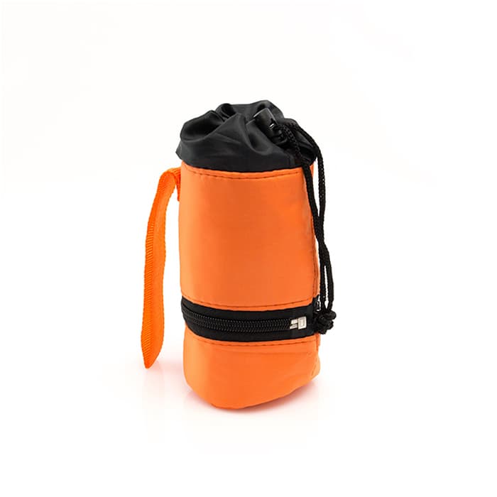 MP2781970-nevera-bote-naranja-1.jpg
