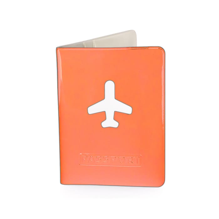 MP2804730-funda-pasaporte-rojo-1.jpg